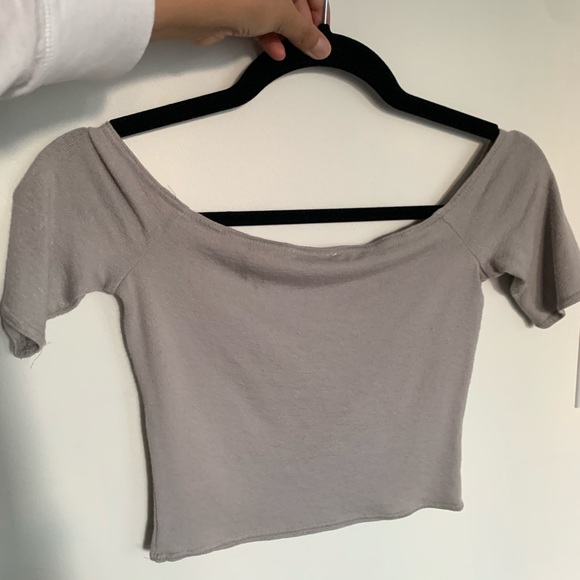 Wilfred Free Off the shoulder knit crop top - Picture 3 of 3